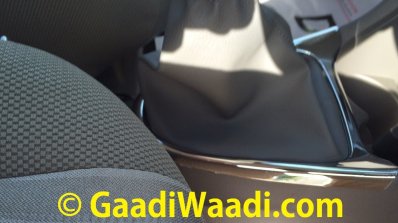 2015 Toyota Etios facelift spied chrome highlights