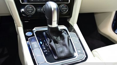 2015 VW Passat gear selector at the 2014 Paris Motor Show