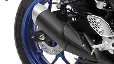 2015 Yamaha YZF-R3 exhaust