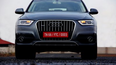 Audi Q3 Dynamic Gray front angle Review