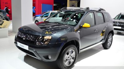 Dacia Duster Air front three quarters at the 2014 Paris Motor Show