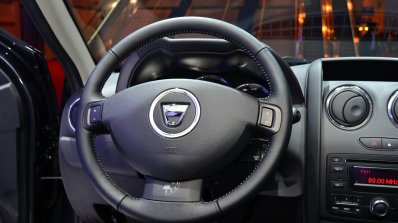Dacia Duster Air steering wheel at the 2014 Paris Motor Show
