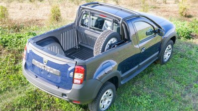 Dacia Duster pickup load area
