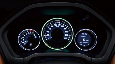 Honda Vezel China instrument console