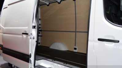 Hyundai H350 sliding door at the 2014 Paris Motor Show