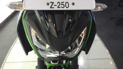 Kawasaki Z250 headlamp from the India launch