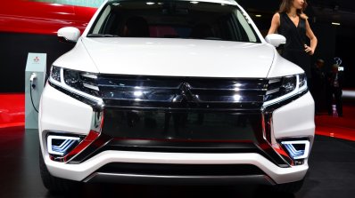Mitsubishi Outlander PHEV Concept-S front at the 2014 Paris Motor Show