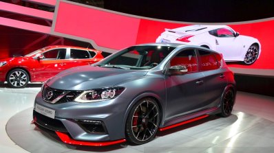 Nissan Pulsar NISMO Concept front three quarter at the 2014 Paris Motor Show