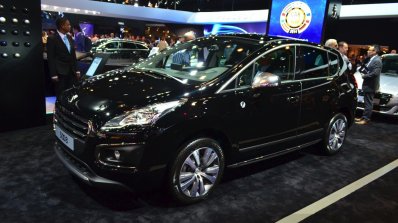 Peugeot 3008 Crossway front three quarters at the 2014 Paris Motor Show
