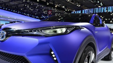 Toyota C-HR Concept lighting at the 2014 Paris Motor Show
