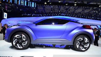 Toyota C-HR Concept side profile at the 2014 Paris Motor Show