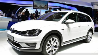 VW Golf Alltrack at the 2014 Paris Motor Show