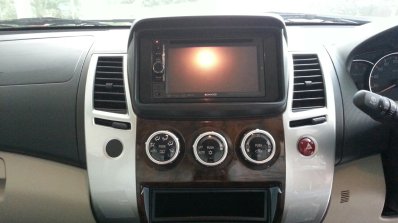 2014 Mitsubishi Pajero Sport facelift center console India