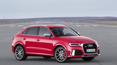 2015 Audi RS Q3 facelift front three quarter