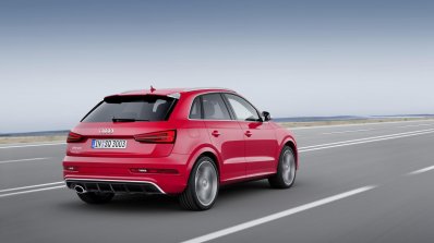 2015 Audi RS Q3 facelift rear right three quarter