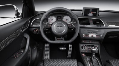 2015 Audi RS Q3 facelift steering wheel