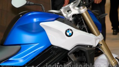 2015 BMW F 800 R tank design at EICMA 2014