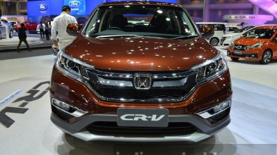 2015 Honda CR-V ASEAN front at the 2014 Thailand International Motor Expo