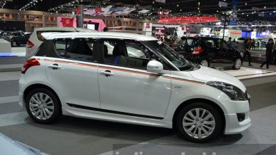 2015 Suzuki Swift RX front three quarters at the 2014 Thailand International Motor Expo