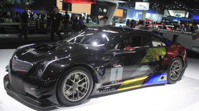 Cadillac ATS-V.R front three quarters at the 2014 Los Angeles Motor Show