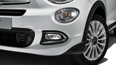 Fiat 500X Mopar foglight surround