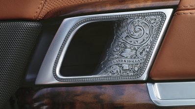 Holland & Holland Range Rover interior door handle