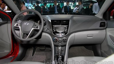 Hyundai Verna Facelift dashboard at the 2014 Guangzhou Auto Show