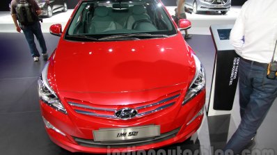 Hyundai Verna Facelift front at the 2014 Guangzhou Auto Show