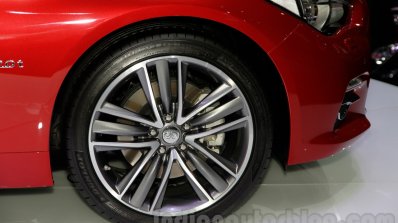 Infiniti Q50L wheel at 2014 Guangzhou Auto Show