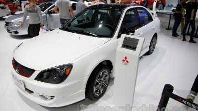 Mitsubishi Lancer S-Design front quarter at 2014 Guangzhou Auto Show