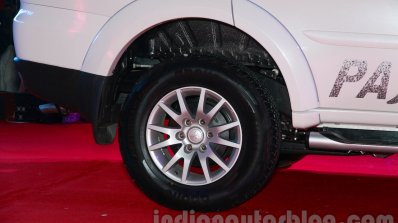 Mitsubishi Pajero Sport AT rear wheel at the Indian launch