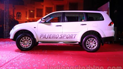 Mitsubishi Pajero Sport AT side view at the Indian launch