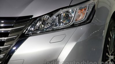 New Toyota Crown headlamp at the 2014 Guangzhou Auto Show