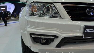 Tata Xenon 150N-Xplore 4WD headlamp at 2014 Thailand International Motor Expo