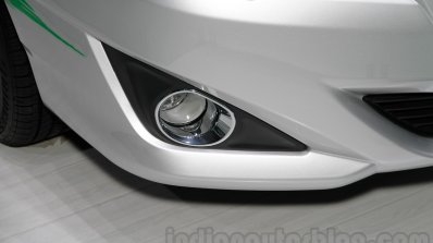 Toyota Ranz EV foglamp at the 2014 Guangzhou Motor Show