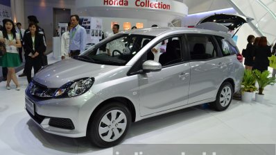 2014 Honda Mobilio front three quarters at the 2014 Thailand Motor Expo