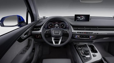 2016 Audi Q7 cockpit