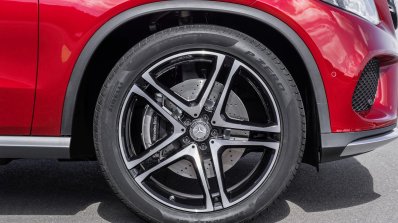 Mercedes GLE Coupe press shot white wheel