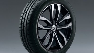 Suzuki Swift Posh Edition wheel