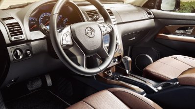 2015 Ssangyong Rexton facelift interior