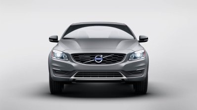 2015 Volvo S60 Cross Country front