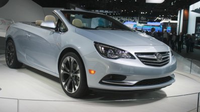 2016 Buick Cascada front three quarters left at the 2015 Detroit Auto Show