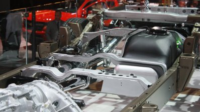 2016 Nissan Titan XD chassis cross member at the 2015 Detroit Auto Show