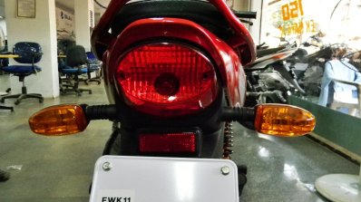 Bajaj Platina ES taillight