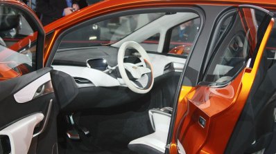 Chevrolet Bolt EV Concept dashboard at the 2015 Detroit Auto Show