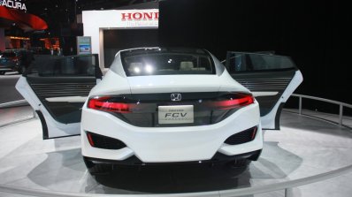 Honda FCV Concept rear at the 2015 Detroit Auto Show