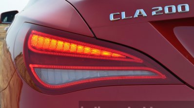 Mercedes CLA 200 CDI brake light Review