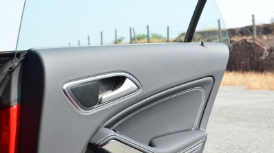 Mercedes CLA 200 CDI door rear Review