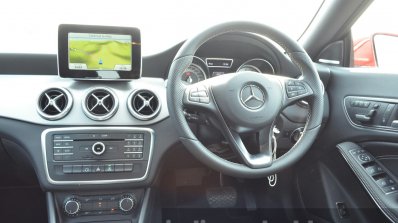 Mercedes CLA 200 steering Review