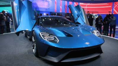 New Ford GT at the 2015 Detroit Auto Show
